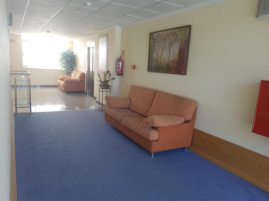 Hotel Isur Llerena Extérieur photo
